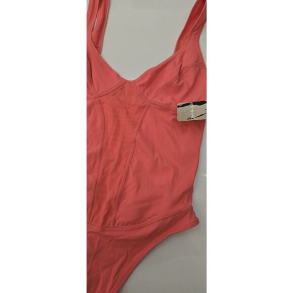 Free People Movement Heart of Gold Leotard Bodysuit Size Small Strawberry NWT$88 - Picture 5 of 10
